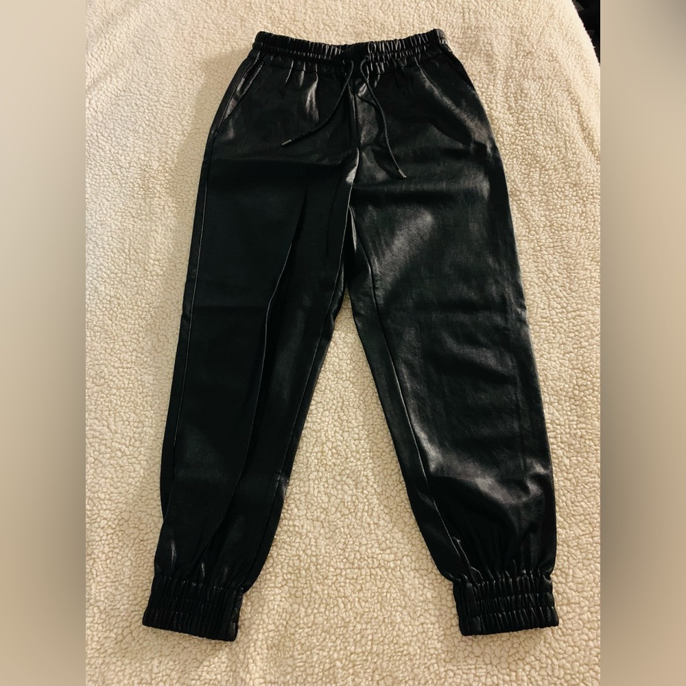 Dynamite Leather Jogger M